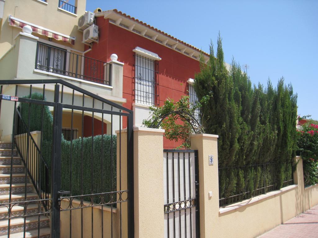Bungalow Altos De La Bahia Torrevieja Zimmer foto