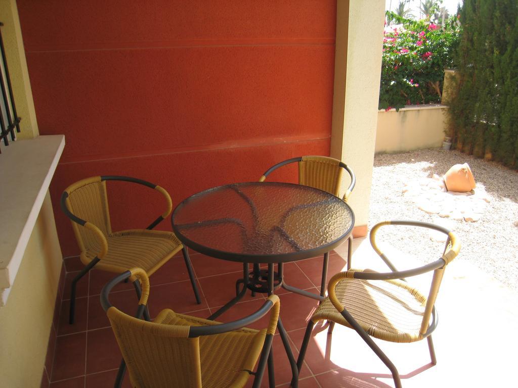 Bungalow Altos De La Bahia Torrevieja Zimmer foto