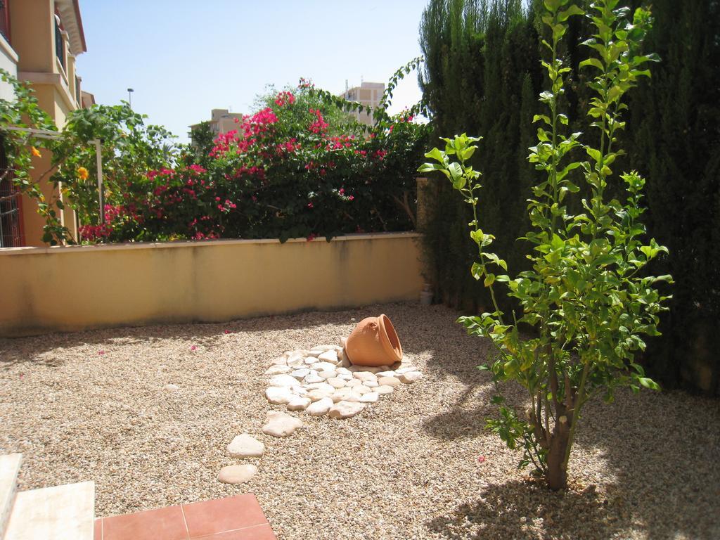 Bungalow Altos De La Bahia Torrevieja Zimmer foto
